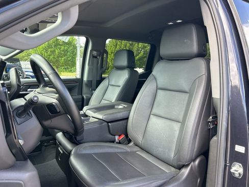 Used 2025 GMC Sierra 1500 SLT image 14