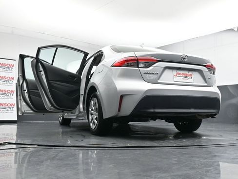 Used 2023 Toyota Corolla LE image 44