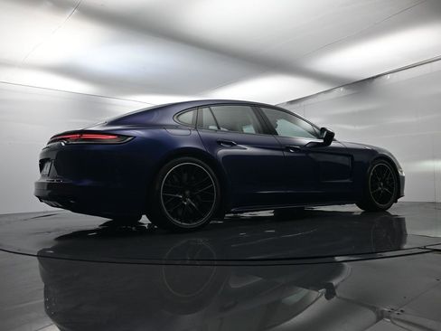 Used 2022 Porsche Panamera Turbo S image 56