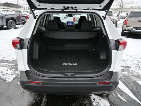 New 2025 Toyota RAV4 LE image 7