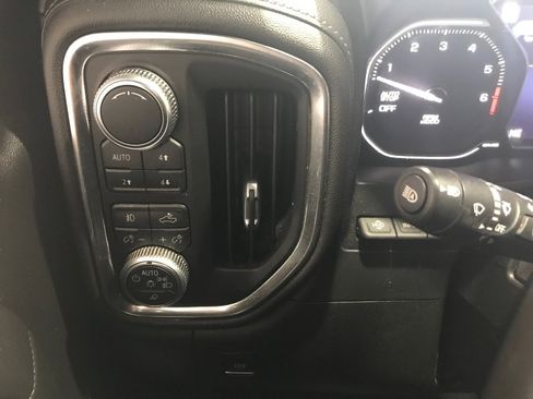 Used 2019 GMC Sierra 1500 Denali w/ Denali Ultimate Package image 25