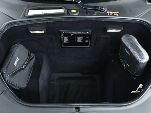 Certified 2022 Ferrari F8 Tributo image 33