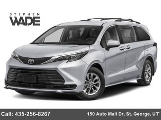 Used 2025 Toyota Sienna LE FWD video 1