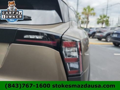 Used 2025 Nissan Kicks SR w/ SR Premium Package FWD image 29