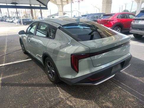 Used 2025 Kia K4 FWD image 4