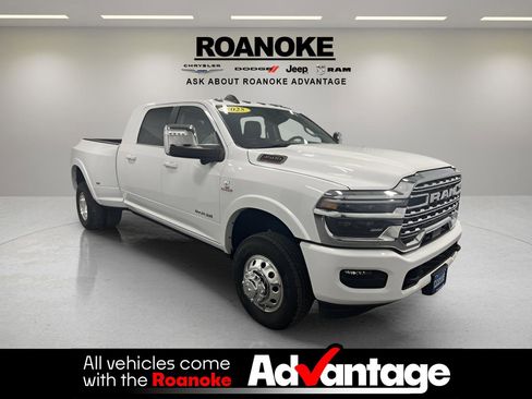 Used 2025 RAM 3500 Longhorn image 4