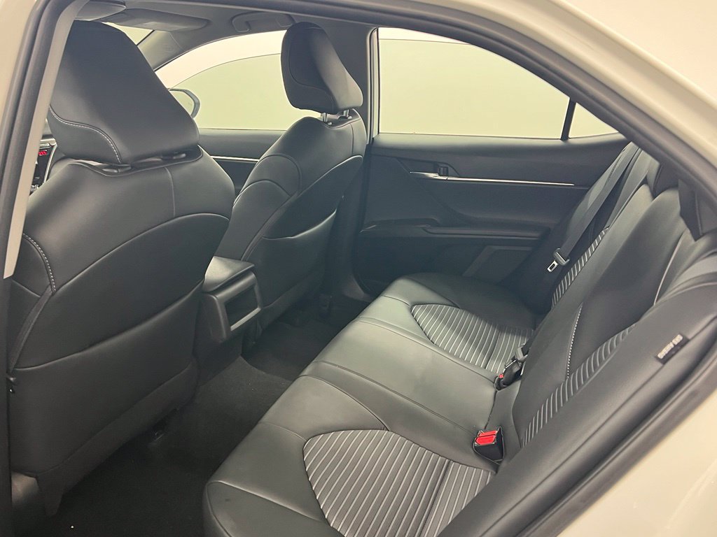 Used 2024 Toyota Camry SE FWD image 10
