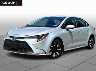 Used 2021 Toyota Corolla LE FWD video 1