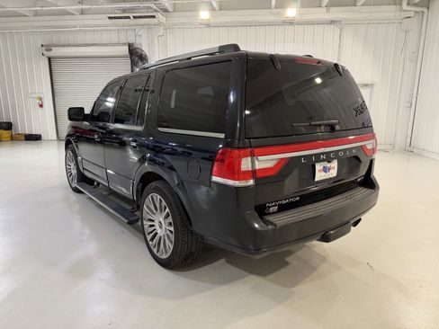 Used 2015 Lincoln Navigator 2WD w/ Equipment Group 101A Reserve image 3