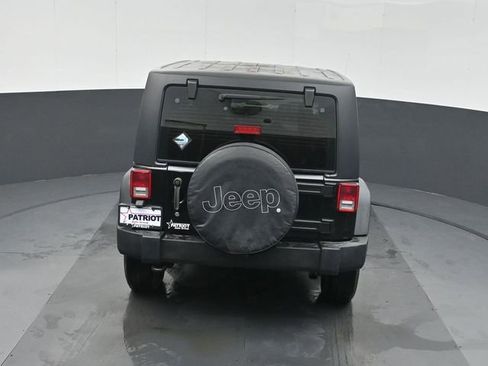 Used 2014 Jeep Wrangler Sport w/ Connectivity Group AWD/4WD image 31