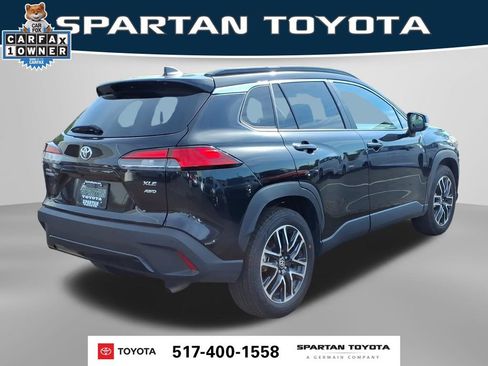 Used 2026 Toyota Corolla Cross XLE AWD/4WD image 7