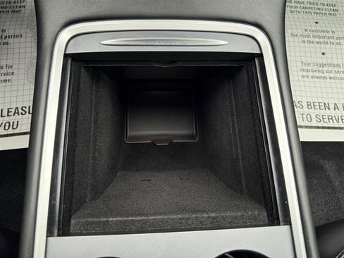 Used 2023 Tesla Model 3 Standard Range image 30