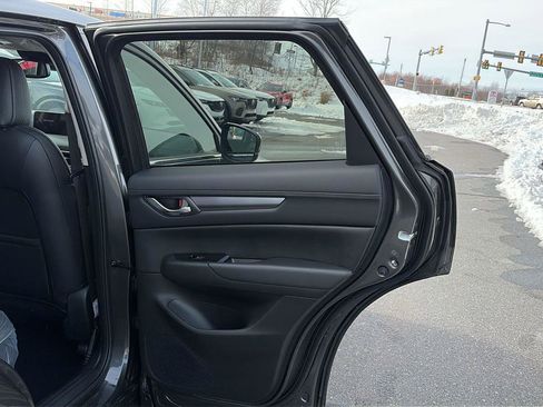 New 2025 MAZDA CX-5 AWD 2.5 S w/ Preferred Package image 11