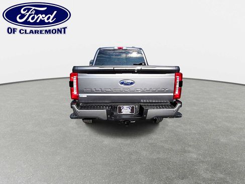 Used 2024 Ford F350 Lariat w/ Lariat Ultimate Package AWD/4WD image 7