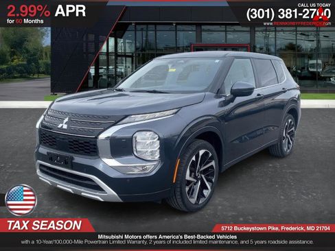 Used 2024 Mitsubishi Outlander SE image 3