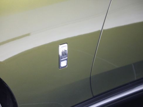 Certified 2025 Rolls-Royce Spectre w/ Spectre Launch Package AWD/4WD image 34