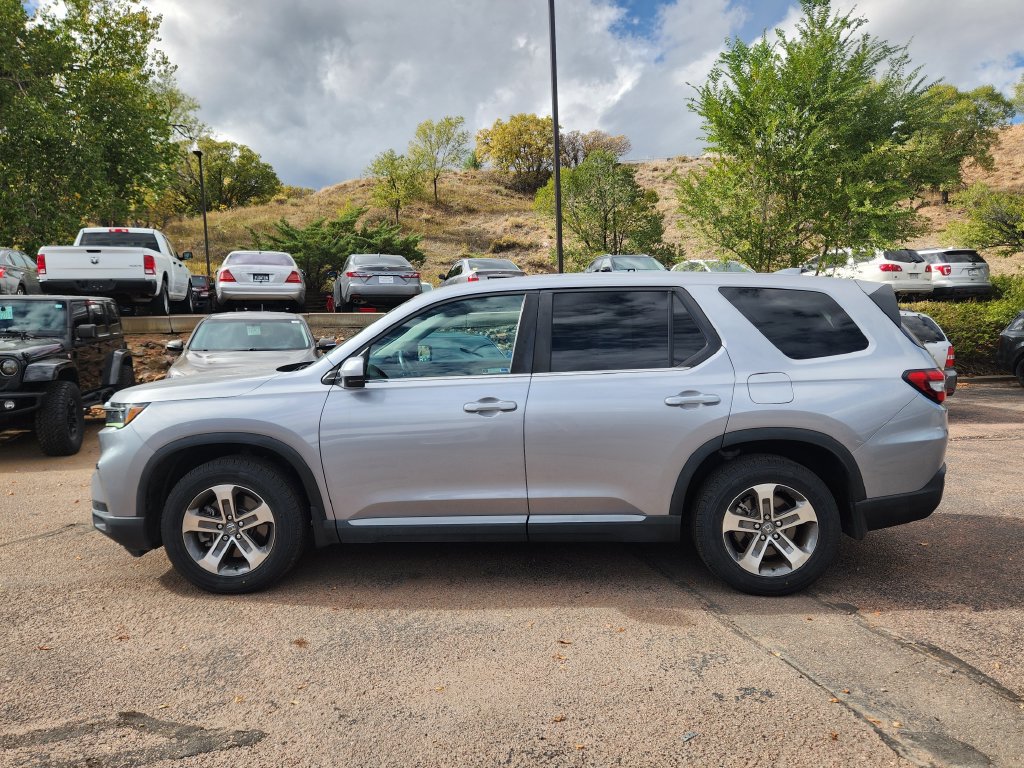 Used 2023 Honda Pilot EX-L image 4