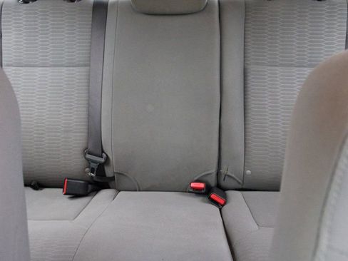 Used 2017 Toyota Tacoma SR5 image 18