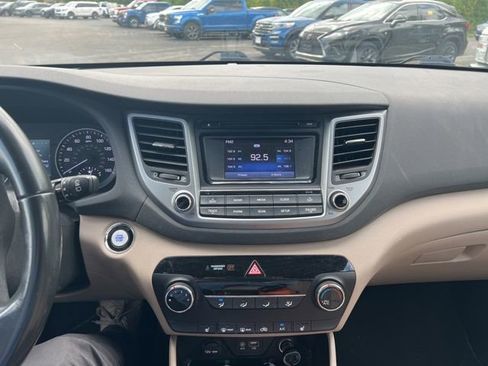 Used 2017 Hyundai Tucson Sport w/ Cargo Package AWD/4WD image 8