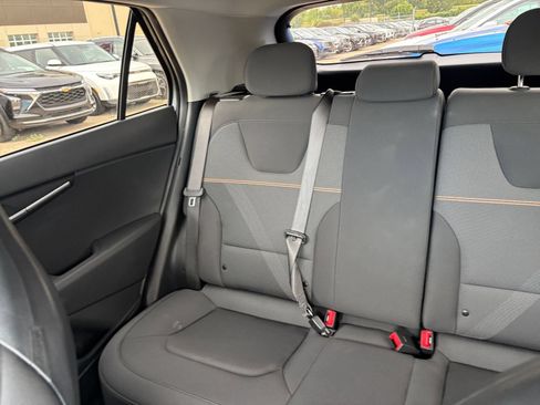 Used 2026 Kia Niro LX FWD image 36