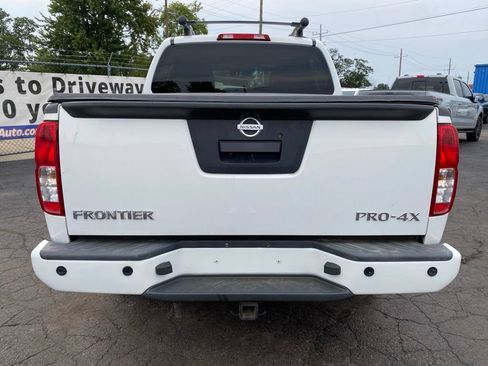 Used 2013 Nissan Frontier PRO-4X AWD/4WD image 3