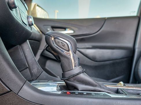 Used 2024 Chevrolet Equinox LT image 21