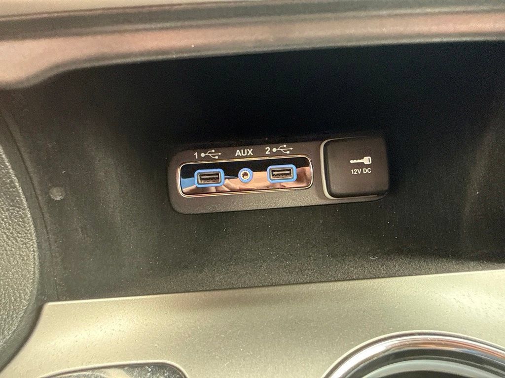 Used 2018 Jeep Grand Cherokee Limited AWD/4WD image 37