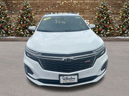 Used 2022 Chevrolet Equinox RS w/ RS Leather Package image 9