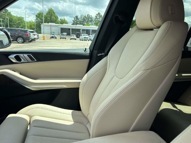 Used 2022 BMW X5 sDrive40i w/ Premium Package RWD image 22