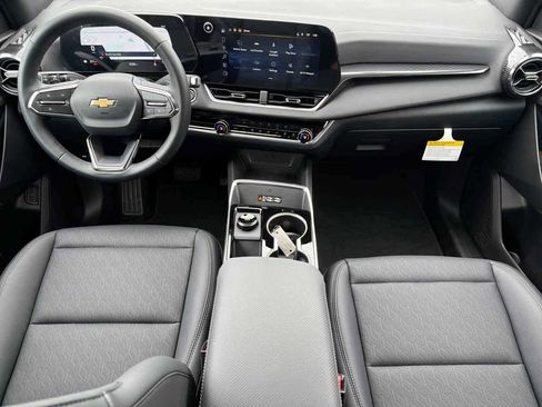 New 2026 Chevrolet Equinox LT w/ Convenience Package II image 10