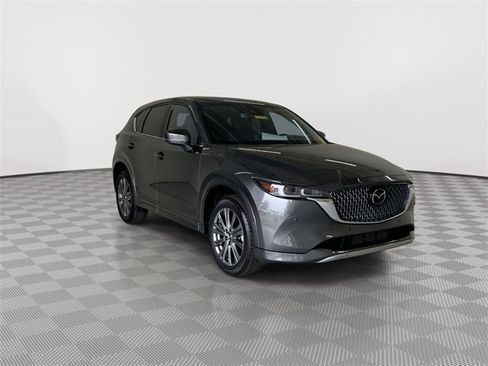 Used 2025 MAZDA CX-5 Signature image 13