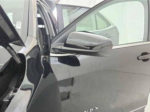 Used 2024 Chevrolet Equinox LT FWD image 41