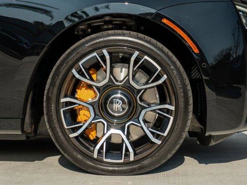Used 2022 Rolls-Royce Ghost Black Badge image 38