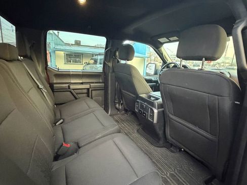 Used 2018 Ford F150 XLT w/ Equipment Group 302A Luxury image 17