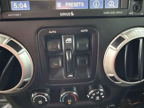 Used 2017 Jeep Wrangler Unlimited Sahara w/ Max Tow Package image 30