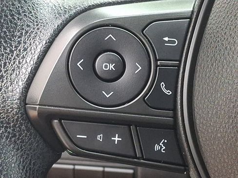 Used 2022 Toyota Corolla LE FWD image 20