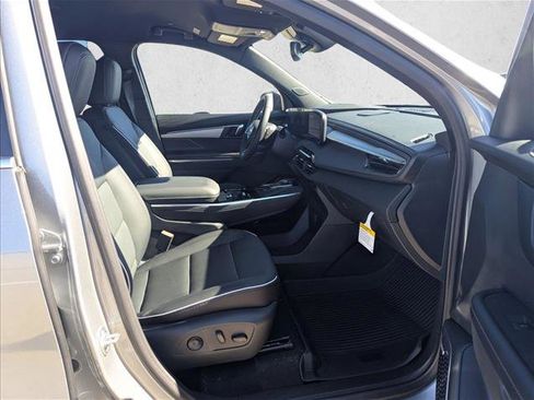 New 2026 Buick Enclave Preferred w/ LPO, Floor Liner Package image 20