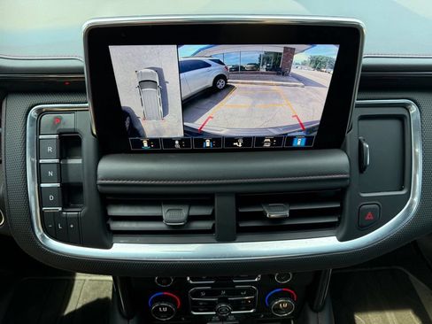 Used 2021 Chevrolet Tahoe RST w/ Luxury Package AWD/4WD image 27