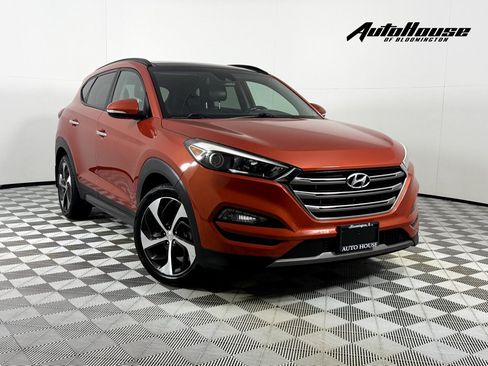 Used 2016 Hyundai Tucson Limited w/ Option Group 03 FWD image 1