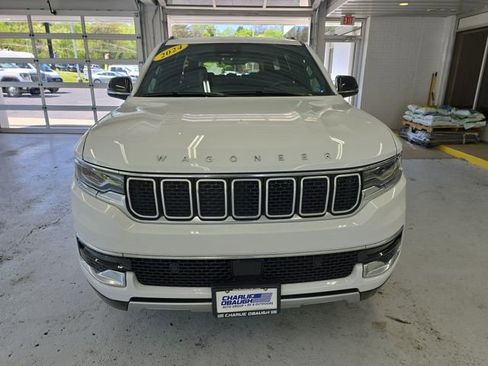 Used 2024 Jeep Wagoneer Series II AWD/4WD image 8