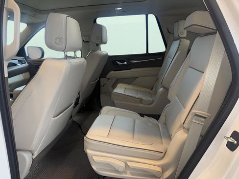 Certified 2022 GMC Yukon Denali image 7