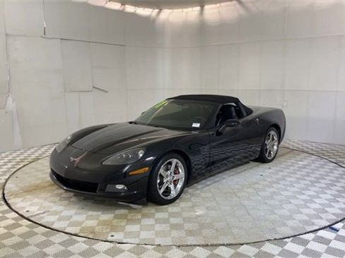 Used 2011 Chevrolet Corvette Base w/ Preferred Equipment Group image 4