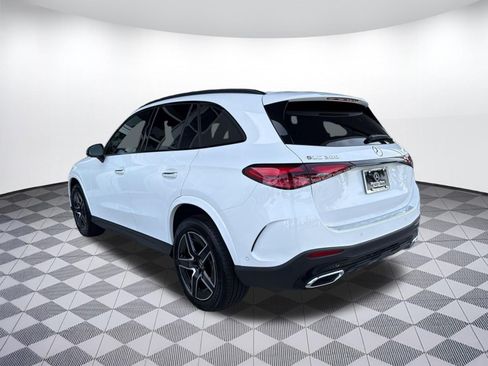 Certified 2026 Mercedes-Benz GLC 300 4MATIC image 3