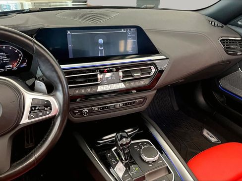 Used 2024 BMW Z4 M40i w/ Premium Package RWD image 6
