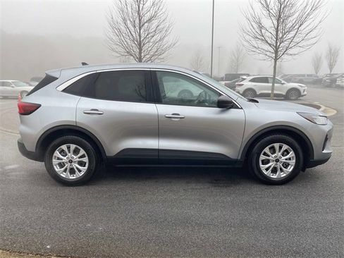 Used 2023 Ford Escape Active w/ Tech Pack #1 image 2