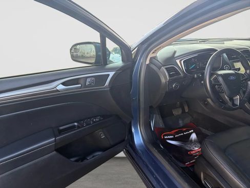 Used 2018 Ford Fusion Energi SE FWD image 11