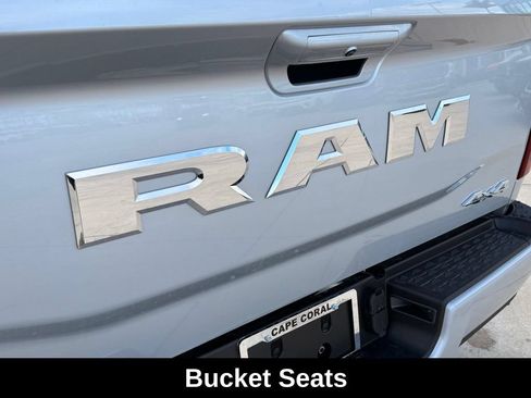 New 2026 RAM 3500 Laramie AWD/4WD image 41