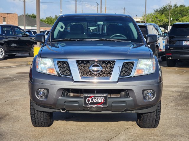 Used 2020 Nissan Frontier SV AWD/4WD image 2
