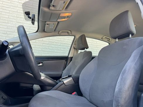 Used 2014 Toyota Prius Three FWD image 15
