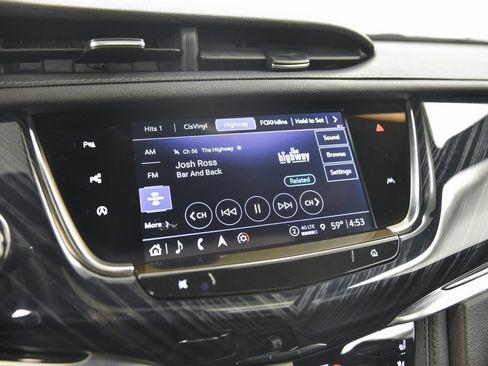 Used 2024 Cadillac XT6 Premium Luxury w/ Technology Package image 19